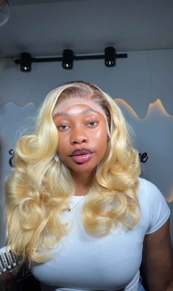 Frontal Bouncy curls