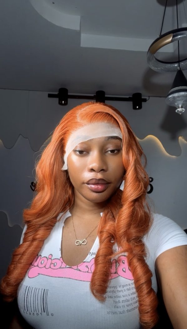 Ginger frontal bounce