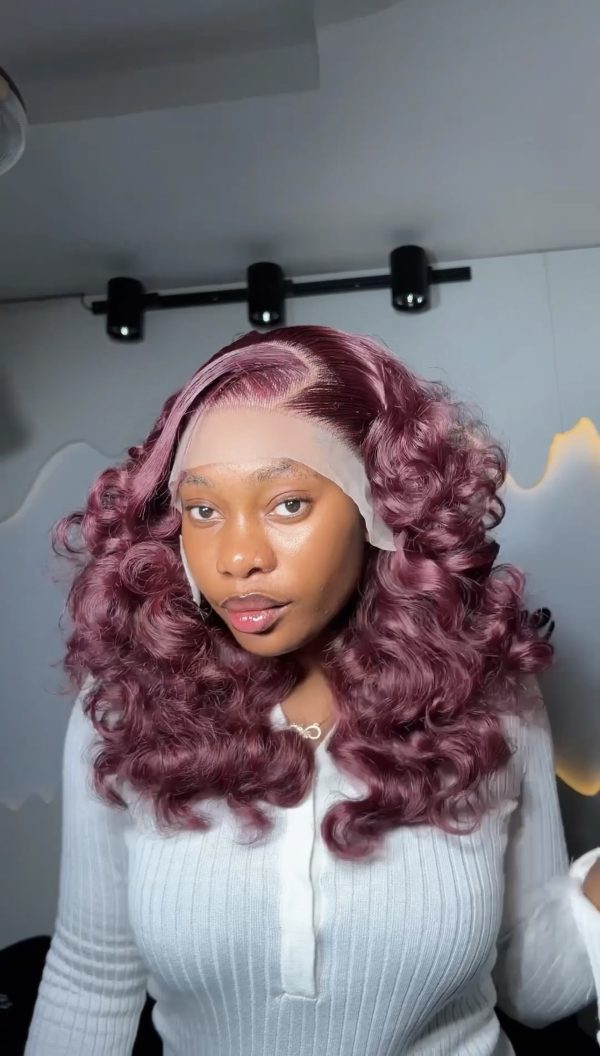 Frontal bounce curls